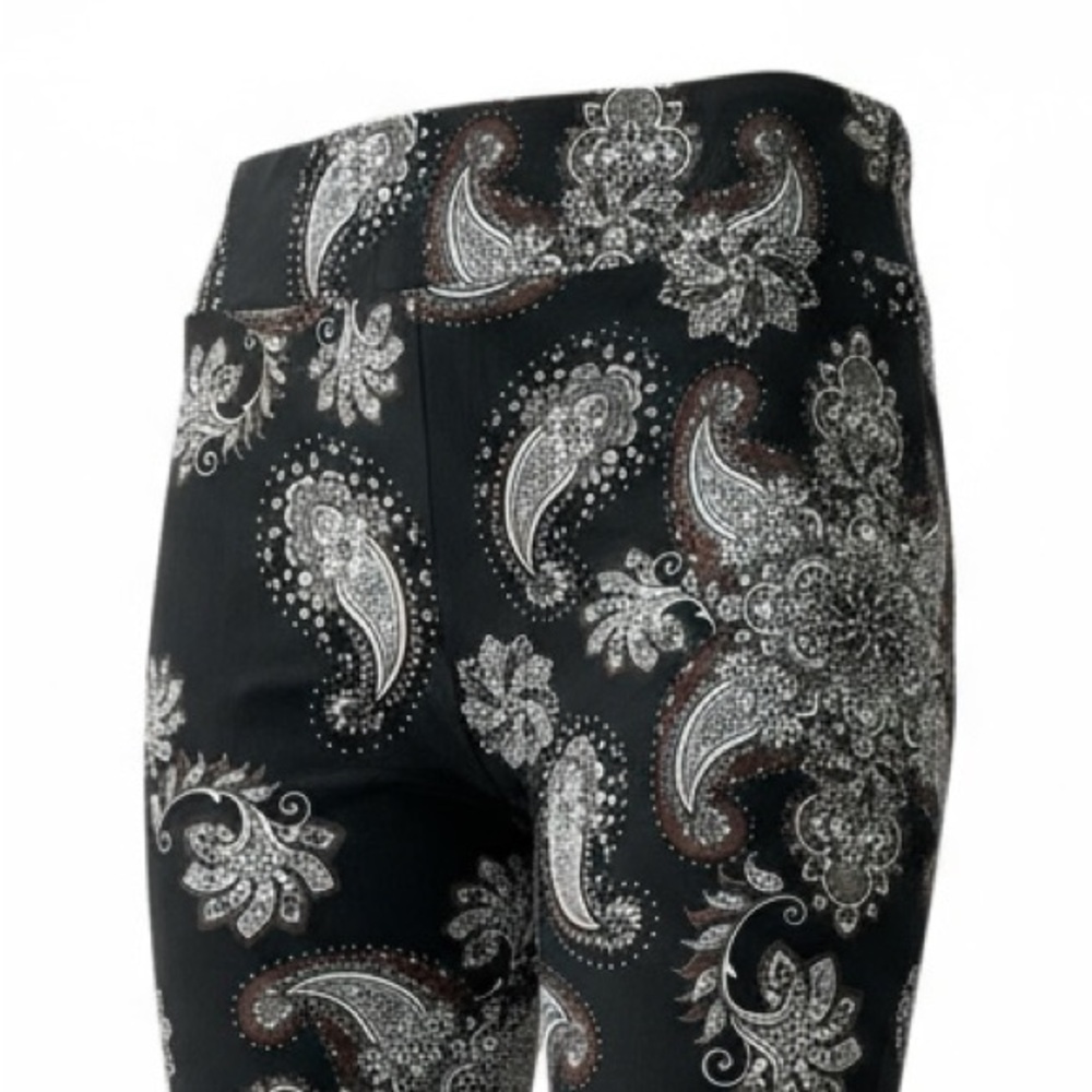 LuLaRoe Buttery Soft Leggings • Paisley Print